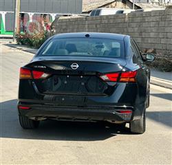 نيسان ألتيما